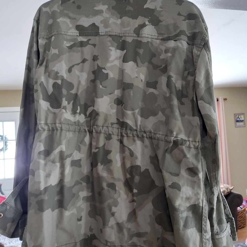 Camo Jacket - Picture 2 of 2